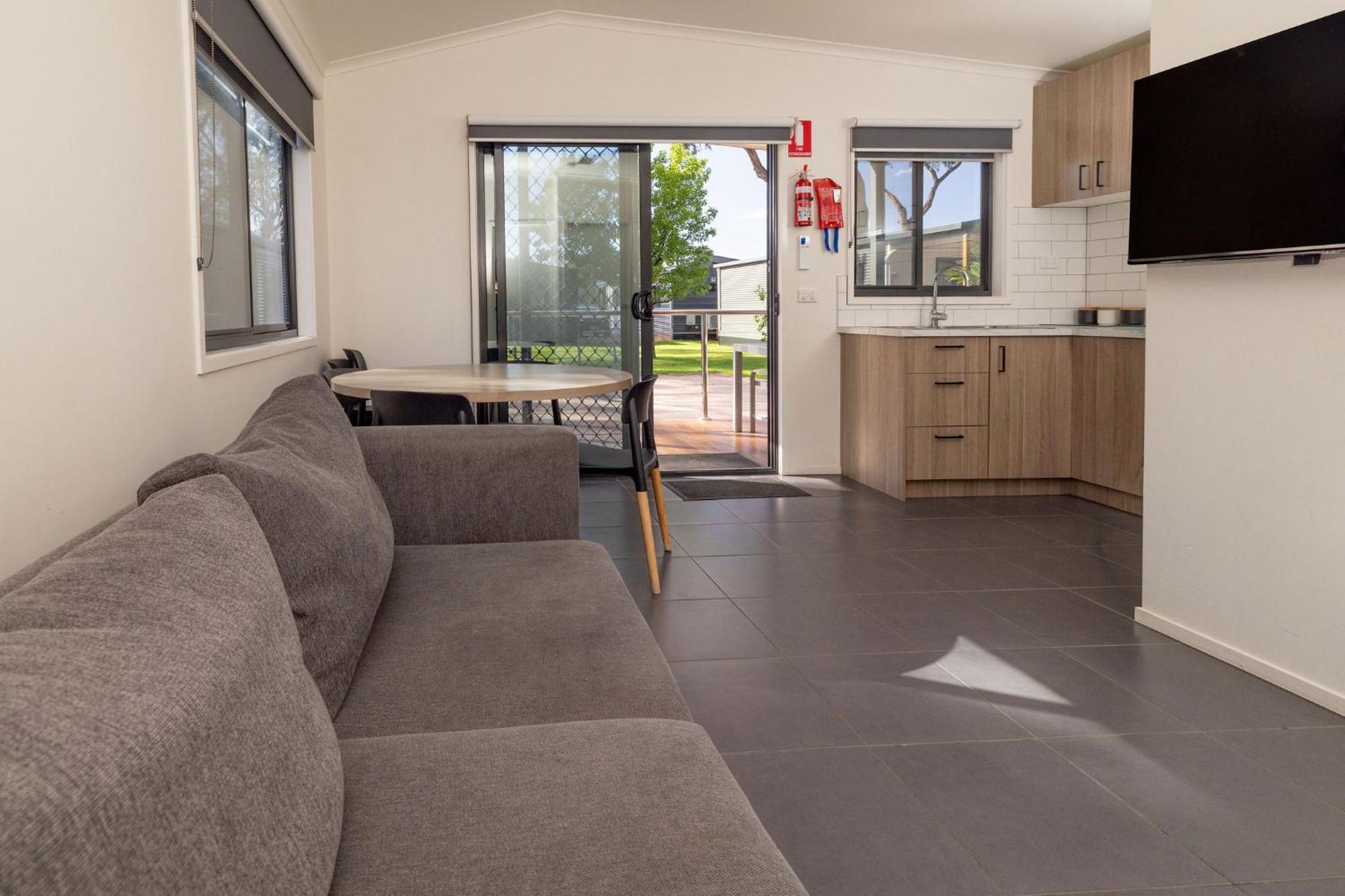 Big4 Renmark Riverfront Holiday Park Exterior photo