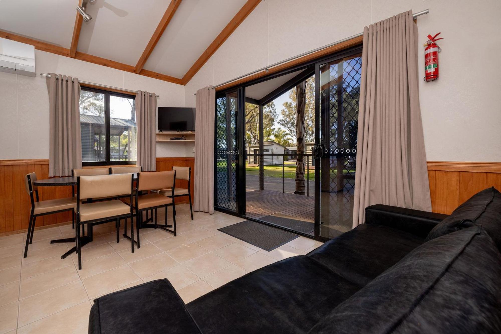 Big4 Renmark Riverfront Holiday Park Exterior photo