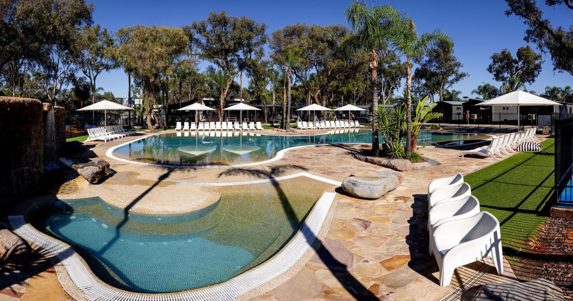 Big4 Renmark Riverfront Holiday Park Exterior photo