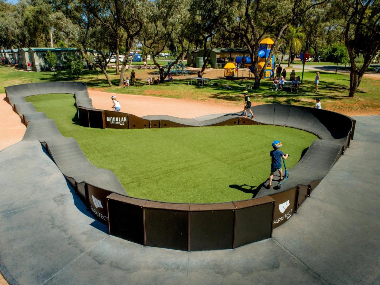 Big4 Renmark Riverfront Holiday Park Exterior photo